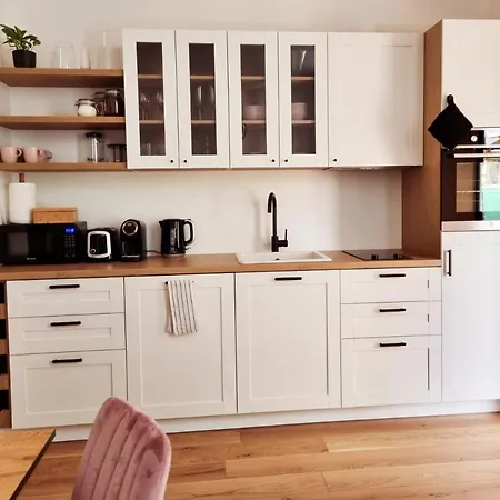 Supeluse 7-1 Guest By Annalie